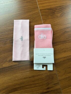 ALO Yoga Women Pink Crew Socks & Head Band